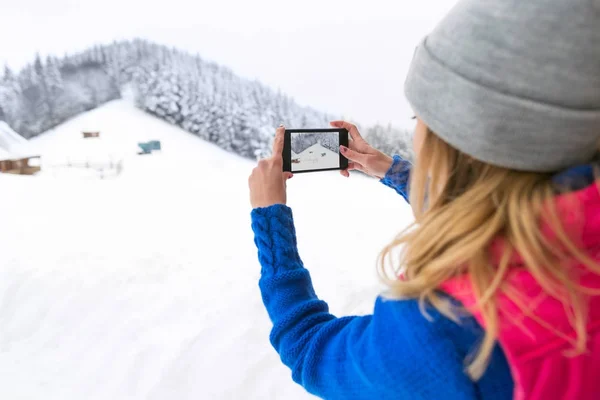 Girl Taking Photo On Smart Phone Snowy Mountain Young Woman Winter Snow — Stock Photo, Image