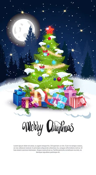 God jul gratulationskort Holiday dekoration tall med gåvor över vintern skog bakgrund — Stock vektor