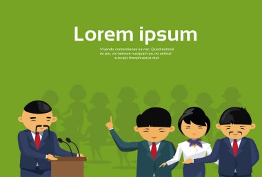Lider patron ayakta Tribune toplantı konuşmacı Asya iş insanlar grubu dinle