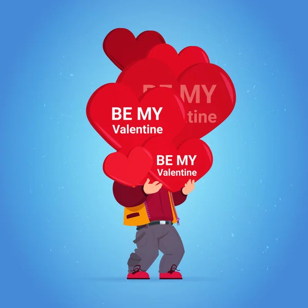 Feliz día de San Valentín Tarjeta de felicitación Hombre sosteniendo corazones rojos Love Holiday Concept — Vector de stock