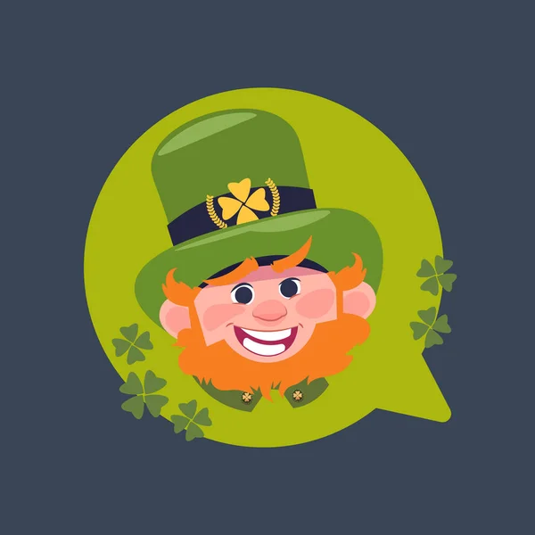 Happy St. Patricks Day Decoration Label with Cute Leprechaun In Green Hat — стоковый вектор