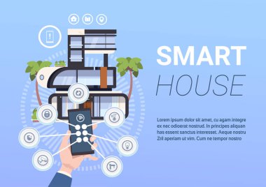 Smartphone ile kontrol App akıllı ev yönetimi teknoloji kavramı Holding eller