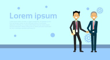 Üzerinde arka plan kopya alanı ile el sıkışan iki iş adamı