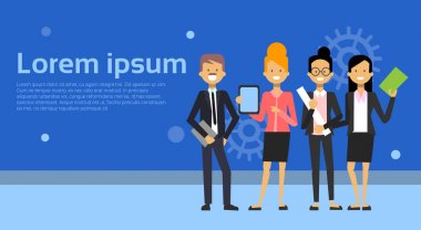 Grup iş insanlar işadamı ve kopya alanı ile arka plan üzerinde duran işkadını çizgi film