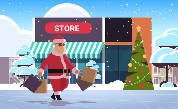 Santa Claus chůze venkovní s nákupními taškami vánoční prodej sezónní sleva koncept veselé Vánoce šťastný Nový rok zimní dovolená oslava moderní obchod exteriér byt plné délky horizontální — Stockový vektor