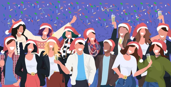 Бізнесмени в капелюхах Санти мають конфетті корпоративні вечірки мікс гонки бізнесмени святкують веселі різдвяні щасливі новорічні зимові канікули концепція горизонтальний портрет — стоковий вектор