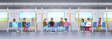 metro metro tren mix yarış yolcuları içinde insanlar toplu taşıma kavramı yatay düz tam uzunlukta oturan