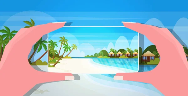 Travel blogger using smartphone camera womens hands taking photo or video on mobile phone blogging shooting vlog concept sea beach summer vacation seascape background horizontal — Stock Vector