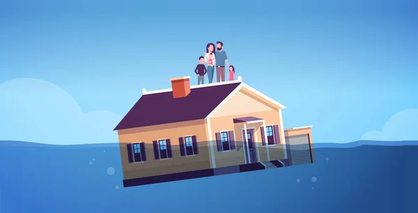 Casa con familia hundiéndose en agua bienes raíces crisis de vivienda negocio de tasas hipotecarias concepto de bancarrota padres e hijos flotando con casa horizontal de longitud completa — Vector de stock