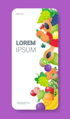 çeşitli taze meyve kompozisyonu sağlıklı doğal gıda kavramı akıllı telefon ekranı mobil uygulaması dikey olarak kopyala
