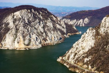 Danube Gorges - küçük kazanlar - Cazanele Mici - CI görüntülemek