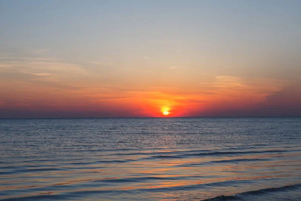 Sonnenuntergang am Meer — Stockfoto