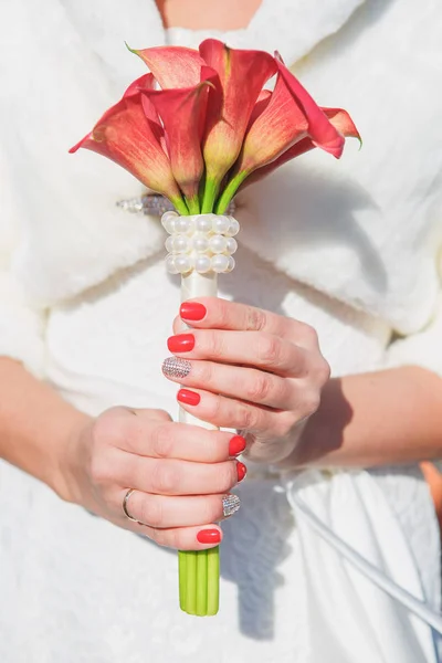 Wedding flowers hand — Stock Photo, Image