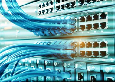Ethernet kablosu ağ üzerinde arka plan geçer 