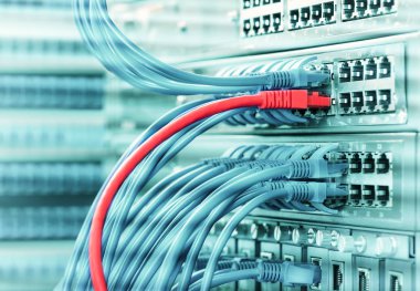 Ethernet kablosu ağ üzerinde arka plan geçer 