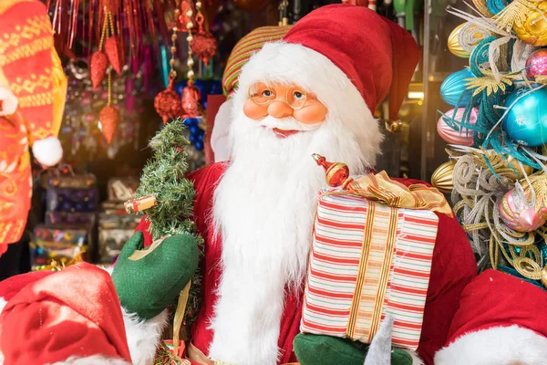 Oyuncak Noel Baba Dükkanda — Stok fotoğraf