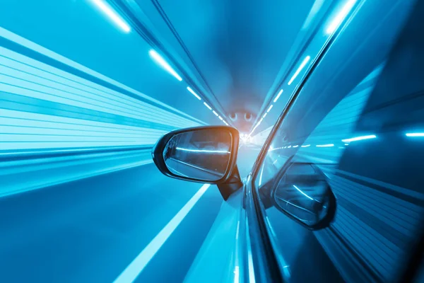 Bil Kör Vidare Till Tunnel — Stockfoto