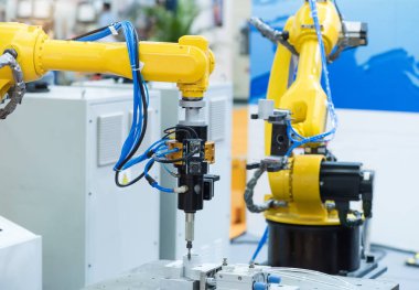 yapay zeka makine Sanayi Üretim Fabrikası, akıllı fabrika sanayi 4.0 konsept.