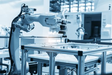 endüstriyel makine ve fabrika robot kol, akıllı fabrika sanayi 4.0 konsept.