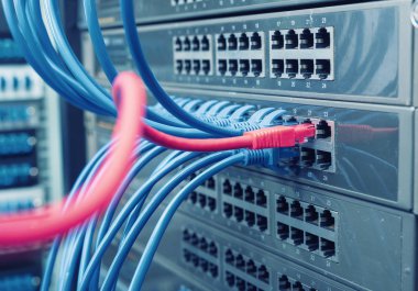 Ethernet kablosu ağ üzerinde arka plan geçer