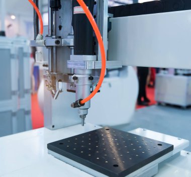 yapay zeka makine Sanayi Üretim Fabrikası, akıllı fabrika sanayi 4.0 konsept.