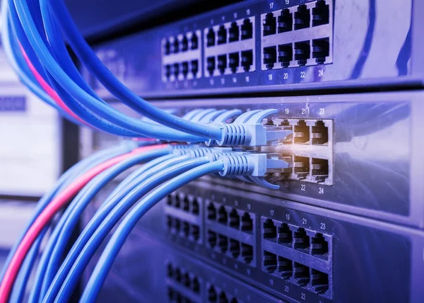 Cables Red Switch Firewall Rack Servidor Centro Datos Computación Nube —  Fotos de Stock