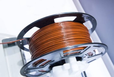 3D yazıcı için 3D filamentler yazdırılıyor