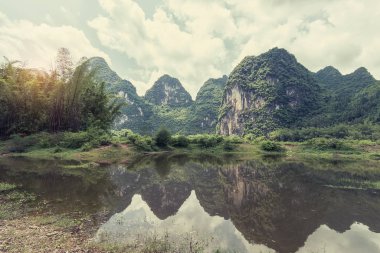 Yangshuo Guilin, Çin 'de manzara