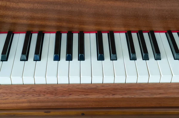 Teclas Piano Branco Instrumento Teclado Musical — Fotografia de Stock