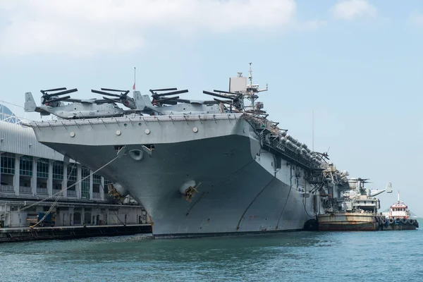 Hong Kong China September Het Amerikaanse Amfibische Aanvalsschip Uss Bonhomme — Stockfoto