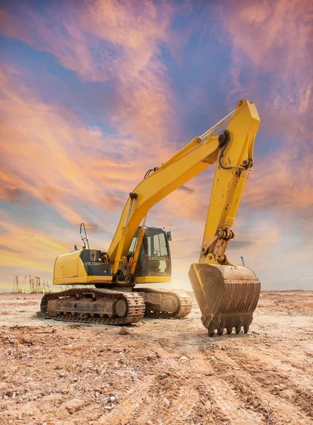 Schwerer Erdbewegungsmaschine Mit Blauem Himmel Hintergrund — Stockfoto