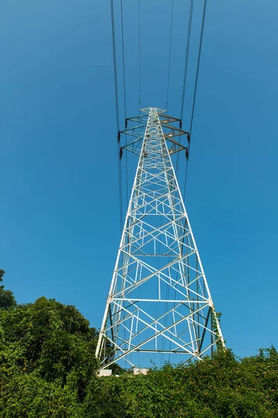 Elektryczna Wieża Przesyłowa Wysokiego Napięcia — Zdjęcie stockowe