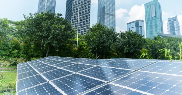 Solar Panels Park Modern City — Stock Photo, Image