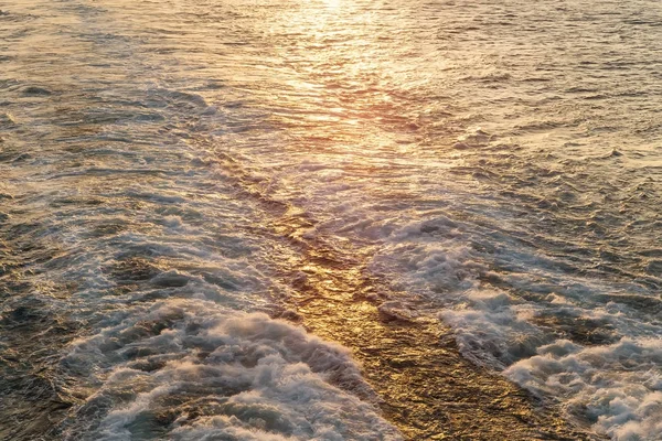 Mar Olas Ola Causada Por Crucero — Foto de Stock