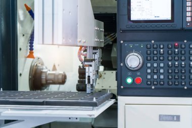 Cnc torna makinesi paneli.