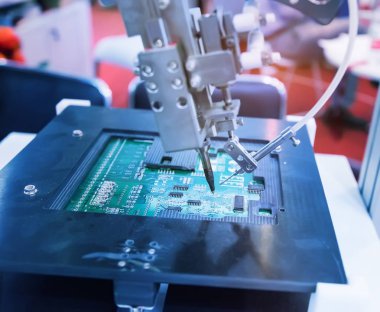 demir ipuçları, lehimleme ve derleme pcb kurulu üretim otomatik lehimleme