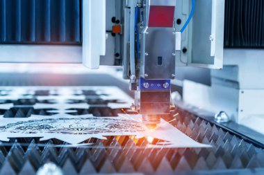 Cnc programı ile lazer kesim makinesi denetleyicisi