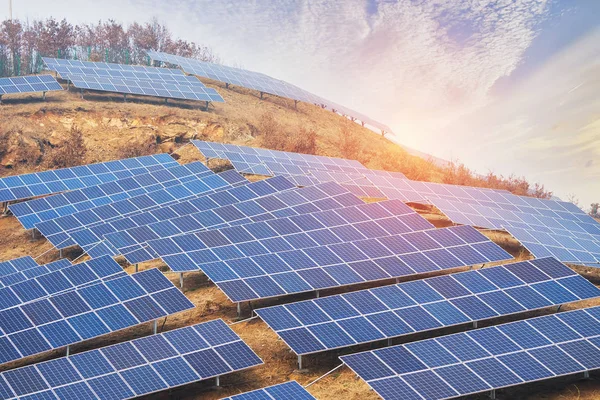 Solarenergie Moderne Stromerzeugungstechnologie Für Erneuerbare Energien — Stockfoto