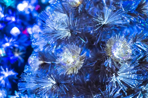 Árbol Decorado Con Fibra Óptica Navidad Con Dectoración Concepto Vacaciones — Foto de Stock
