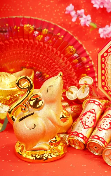 Geleneksel Çin altın sıçanı heykeli, 2020 yılı fare yılı, Çince altın külçesi çevirisi: iyi para için dua..