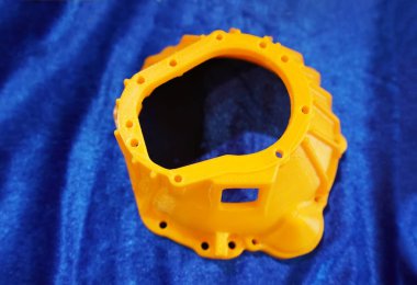 nesne 3D yazıcıyı yakın çekimde yazdırdı. İlerici modern katkı maddesi 