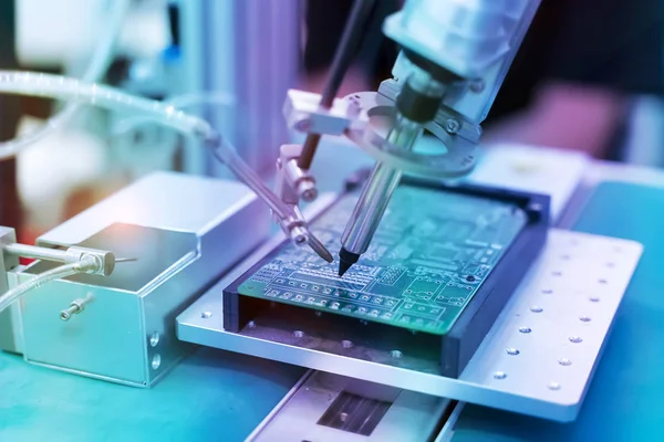 demir ipuçları, lehimleme ve derleme pcb kurulu üretim otomatik lehimleme