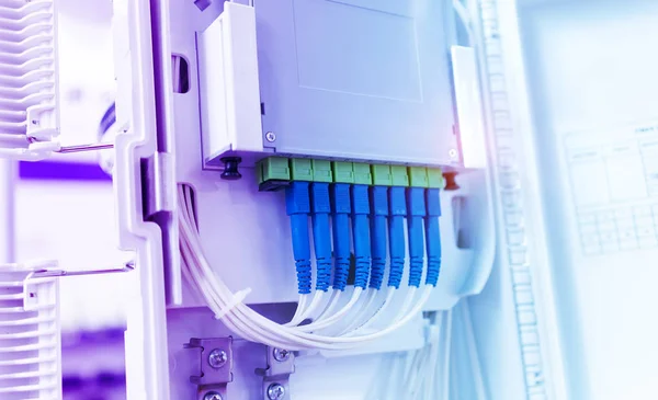 Fiber Optisk Kabel Ansluta Till Kommunikation Distributionspunkt — Stockfoto