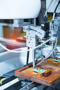 demir ipuçları, lehimleme ve derleme pcb kurulu üretim otomatik lehimleme