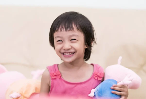 Πορτρέτο Του Όμορφου Ασιατικό Χαριτωμένο Χαμόγελο Κορίτσι — Φωτογραφία Αρχείου