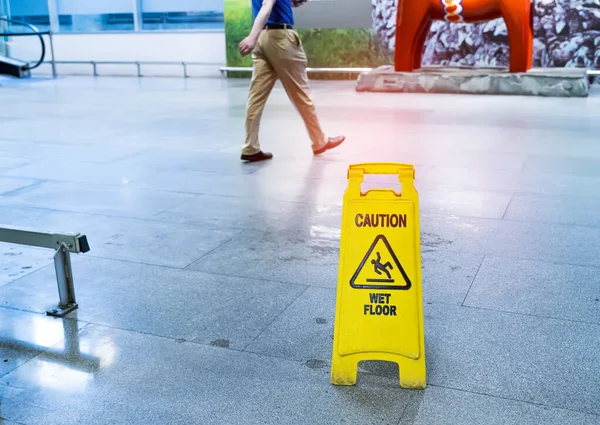 Yellow Voorzichtigheid Natte Vloer Teken Natte Vloer — Stockfoto