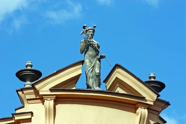 Standbeeld van kwik — Stockfoto