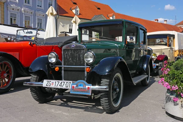 Luxusauto laurin und clement, skoda 120 — Stockfoto