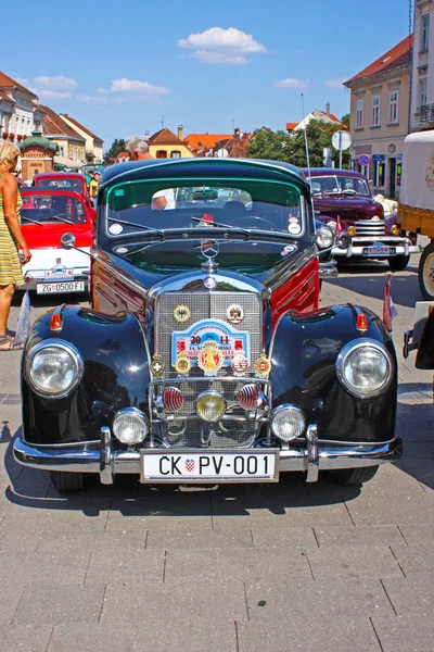 Mercedes classic car — Stock Photo, Image