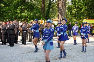 Zagreb öğrencileri performans sırasında